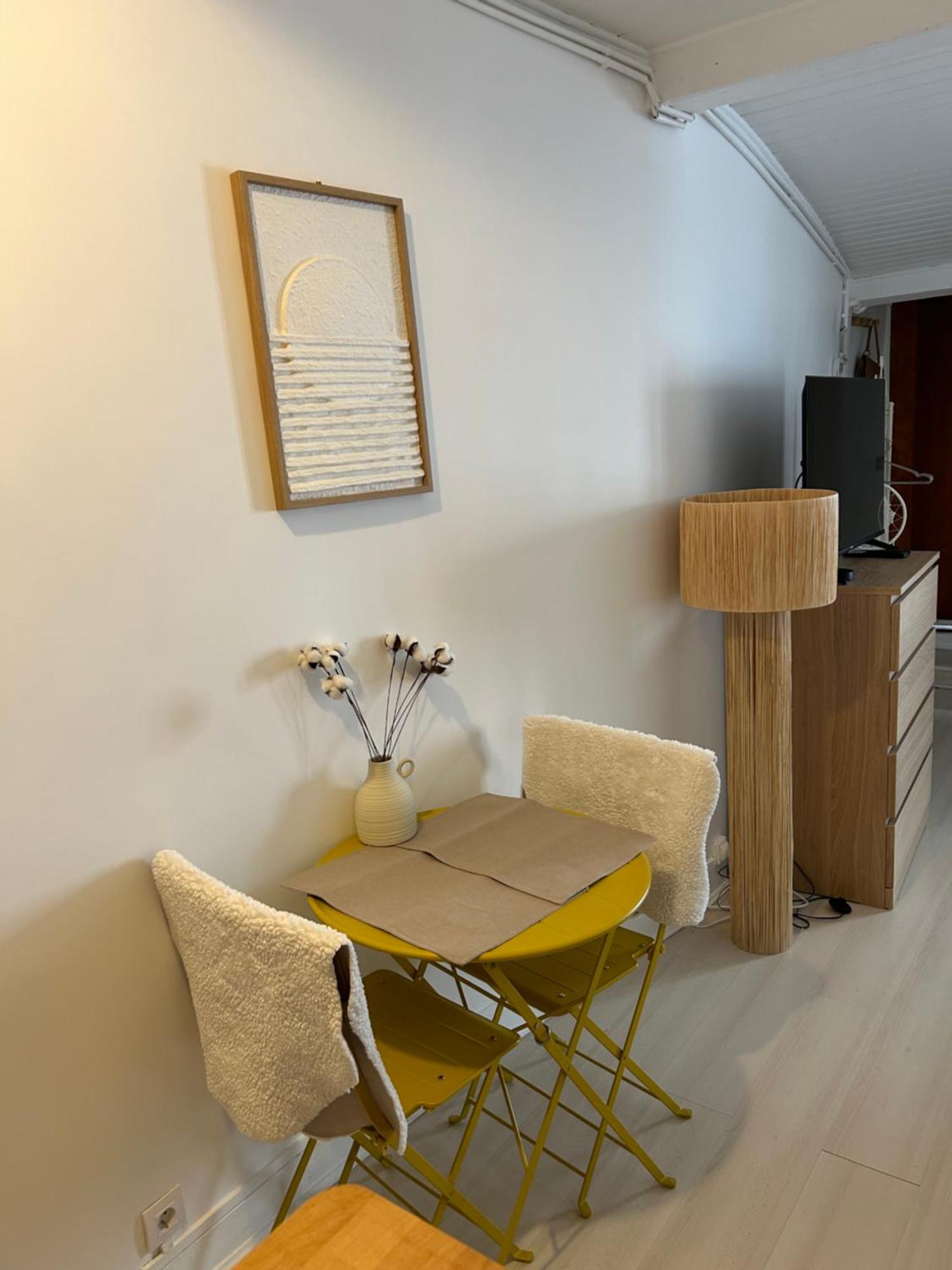 Apartamento Grand Studio Entierement Renove Au Coeur De París Exterior foto