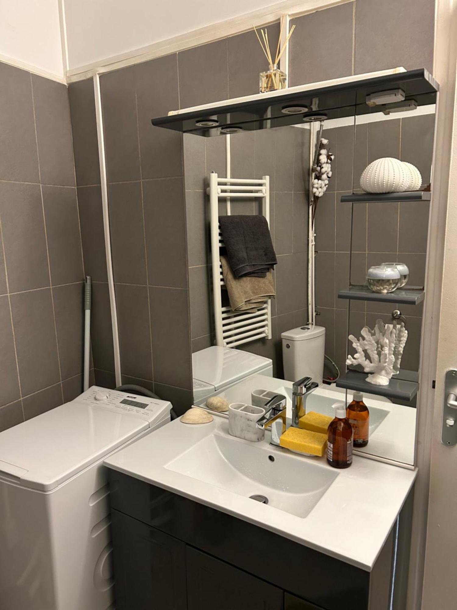 Apartamento Grand Studio Entierement Renove Au Coeur De París Exterior foto
