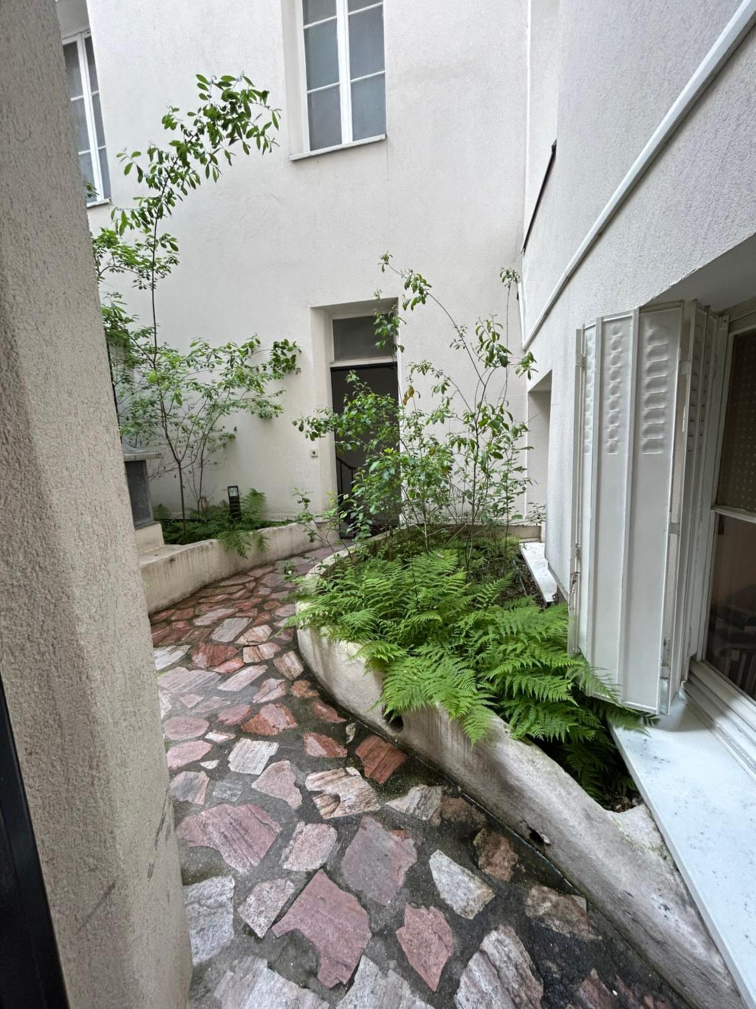 Apartamento Grand Studio Entierement Renove Au Coeur De París Exterior foto